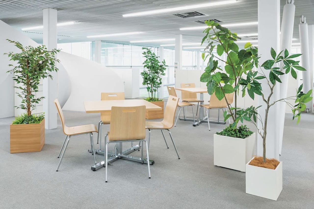 休憩スペース_フェイクグリーン事例