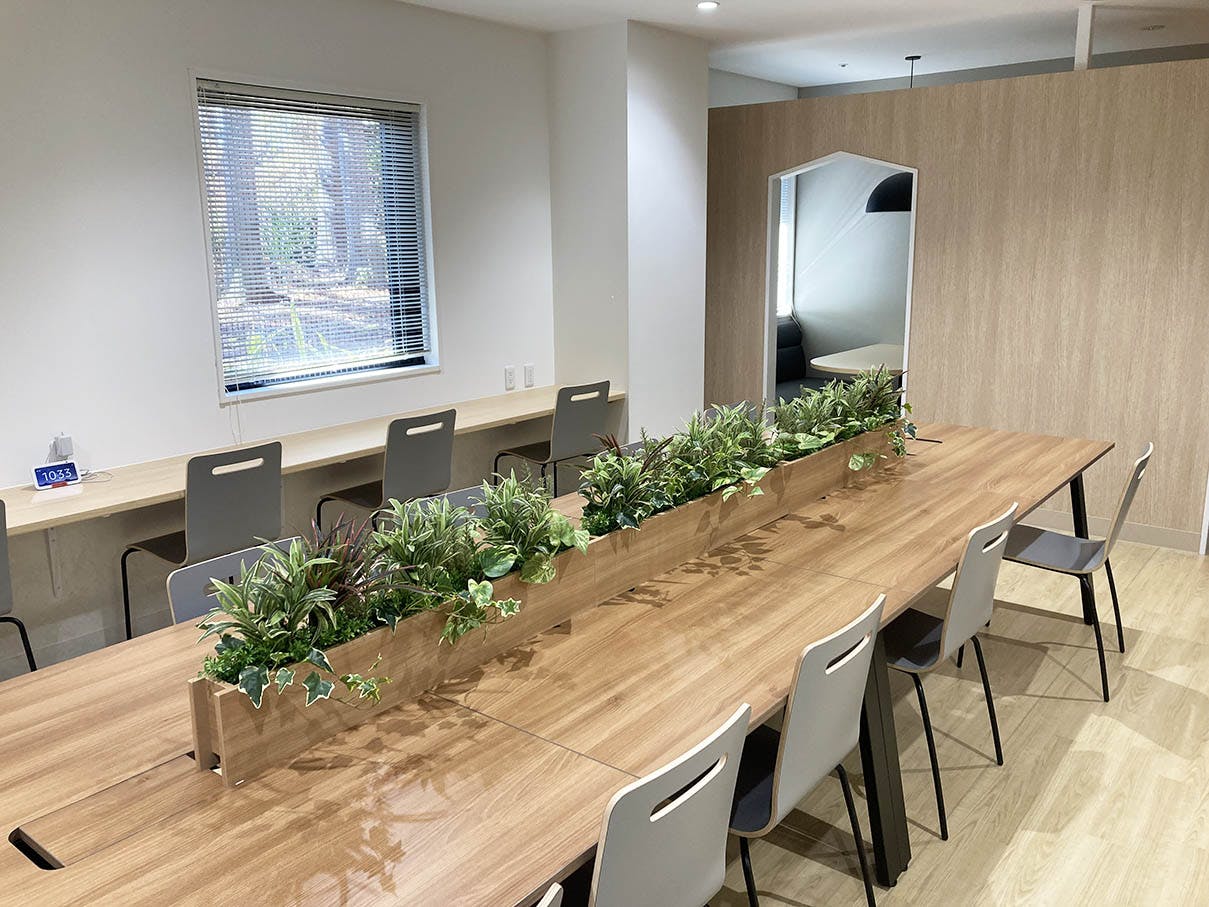 卓上間仕切りポット GR4326 ｜フェイクグリーン 卓上 斜めボックス(大