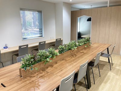 【病院・休憩室 設置事例】 スタッフの皆様が利用する休憩室にグリーンを導入していただきました。