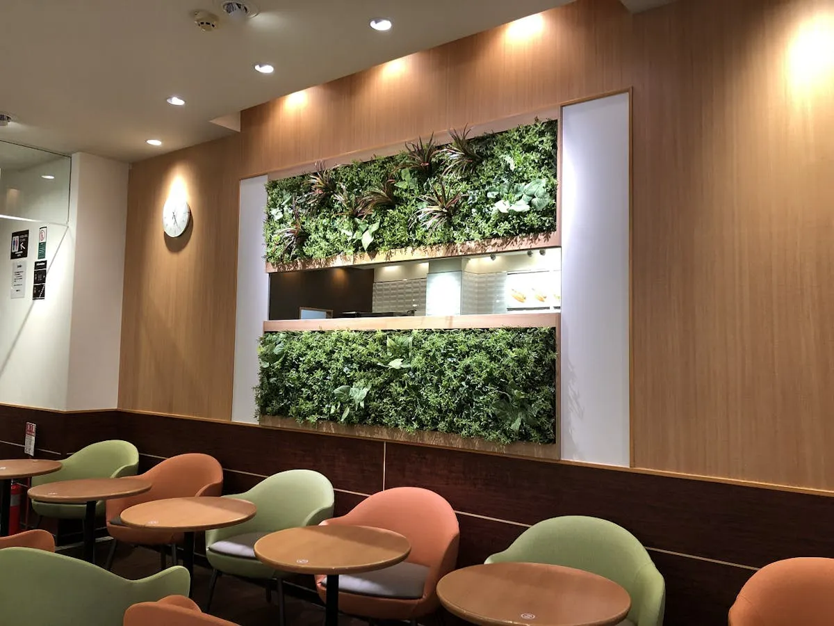 壁面　グリーン