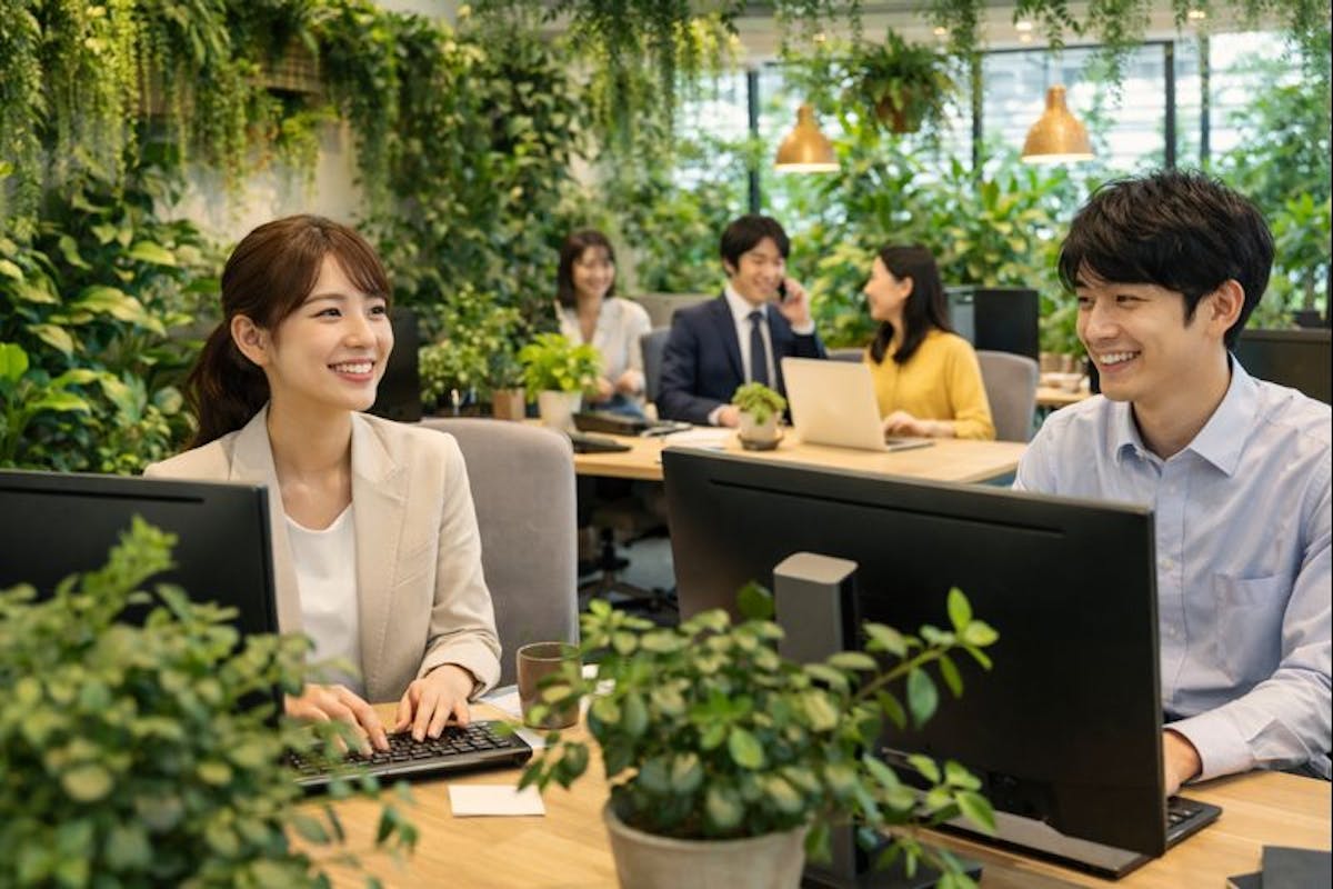 オフィス　グリーン　スタッフ
