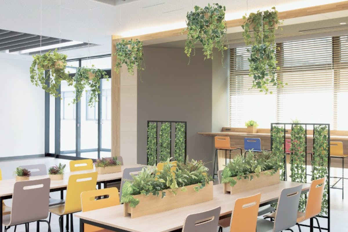 オフィス　フェイクグリーン