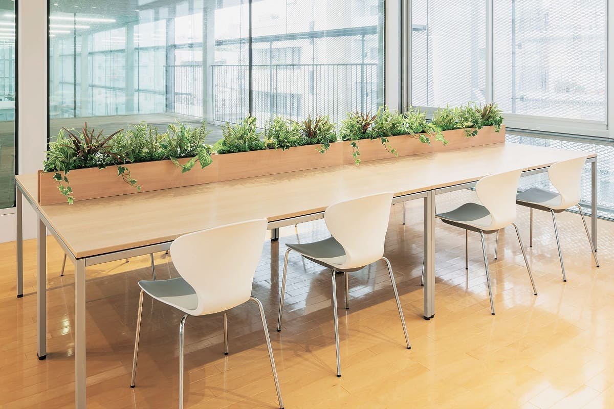 ミーティングルーム　フェイクグリーン