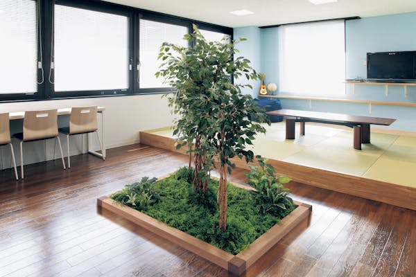 人工樹木「テーブル樹木」