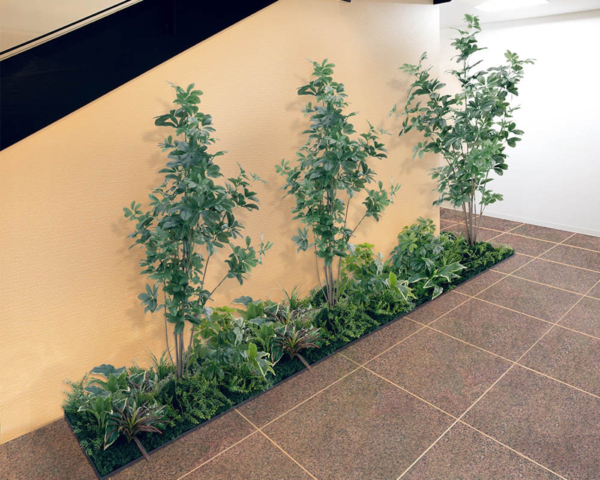 人工樹木「連接樹木」の設置事例　エントランス