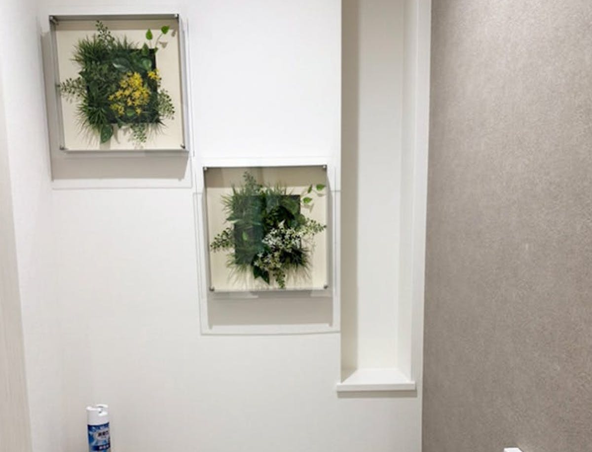 フェイクグリーン　トイレ