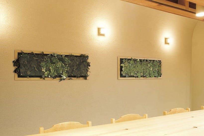 ウォールグリーン GR3356 ｜フェイクグリーン 壁掛け 木目フレーム